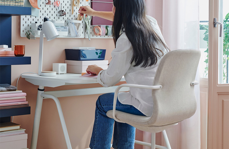 IKEA - How to create an ergonomic workspace at home