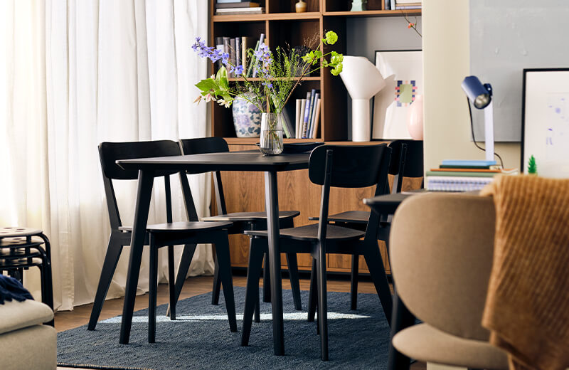 IKEA - Mutfaktan masaya ve ötesine keyfi taşıyan, iyi organize edilmiş ve esnek bir aile yemek odası