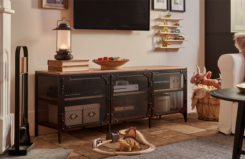 IKEA - TV ünitesi dekorasyonu: TV ünitesi nasıl dekore edilir?