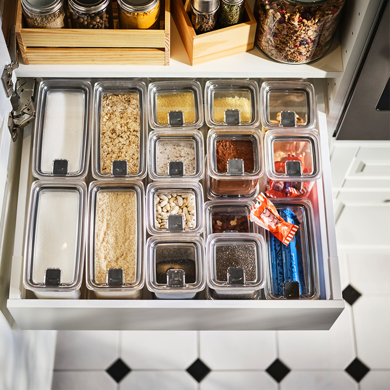 IKEA-buyuk mutfak duzeni fikirleri 3