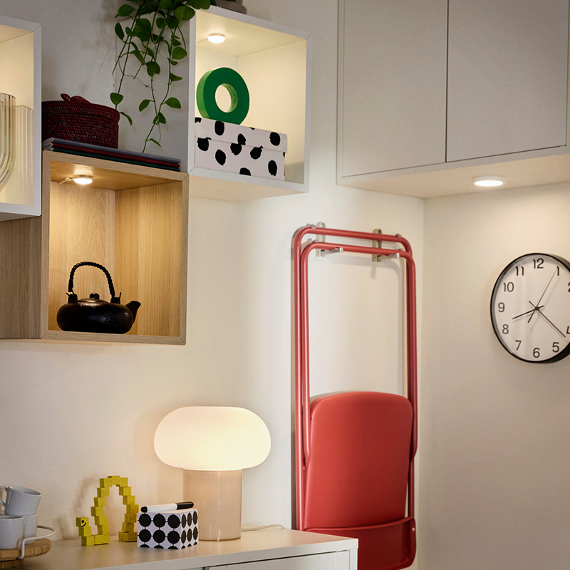 IKEA-calisma alanindan yemek alanina donusen yemek odasi 07