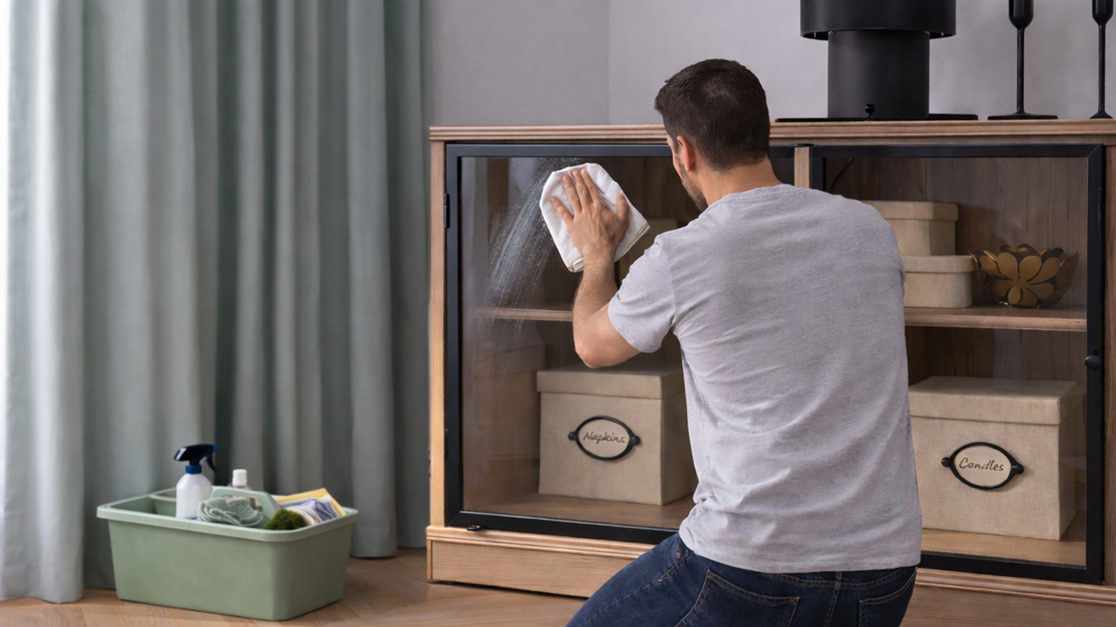 IKEA-cam nasil silinir mobilyalarin cam yuzeyleri nasil temizlenir 01