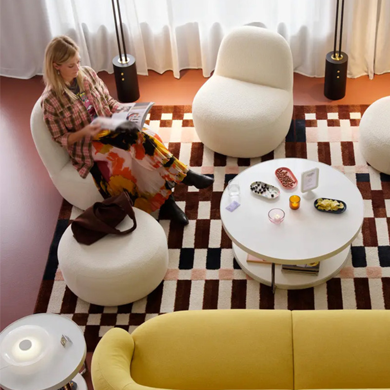 IKEA-dikkatleri uzerine ceken bir otel lobisi tasarimi 14