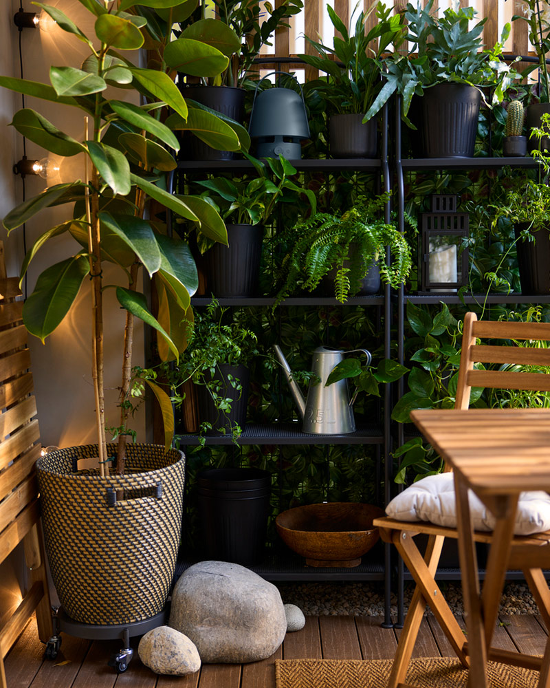 IKEA-dusuk bir butceyle kucuk bir balkon 5