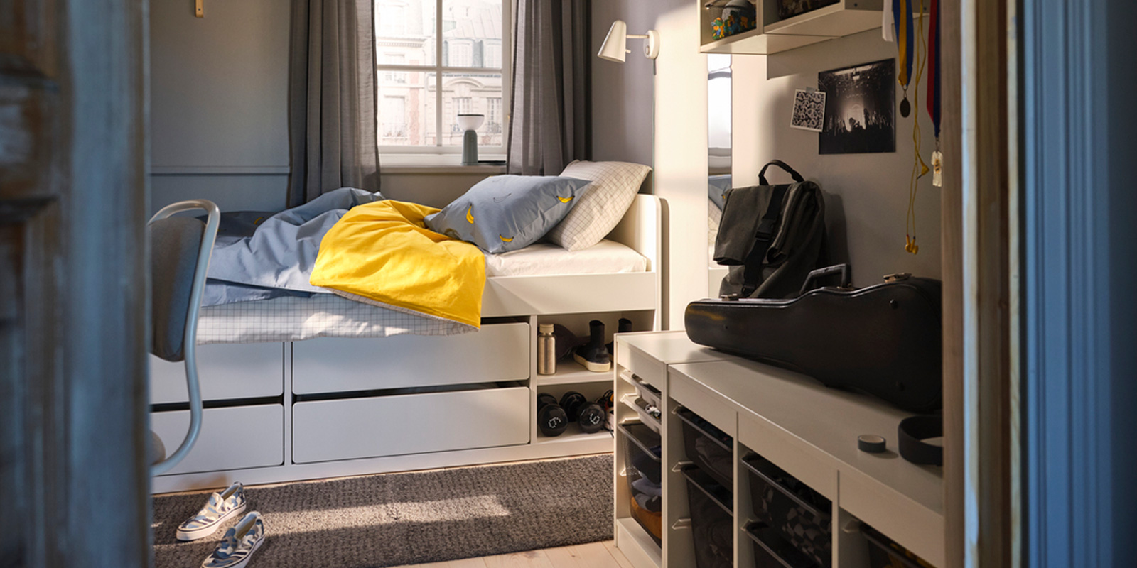 IKEA-gri tonlarda genc odasi 1