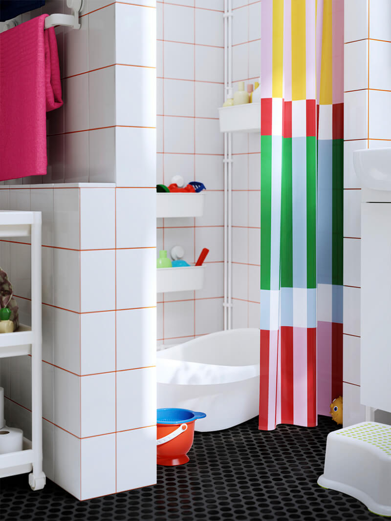 IKEA-renkli ve islevsel bir banyo 4