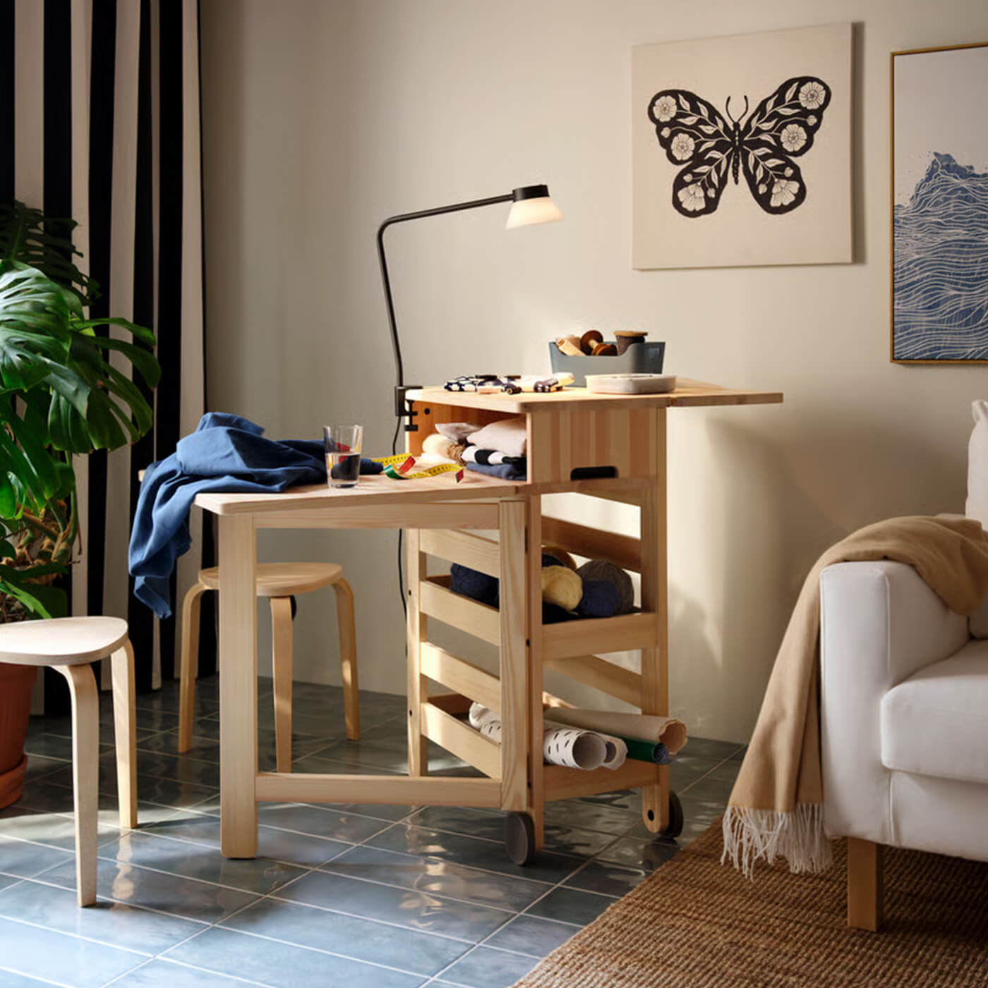 IKEA-klasik ikea %20tarzinda modern bir oturma odasi 11