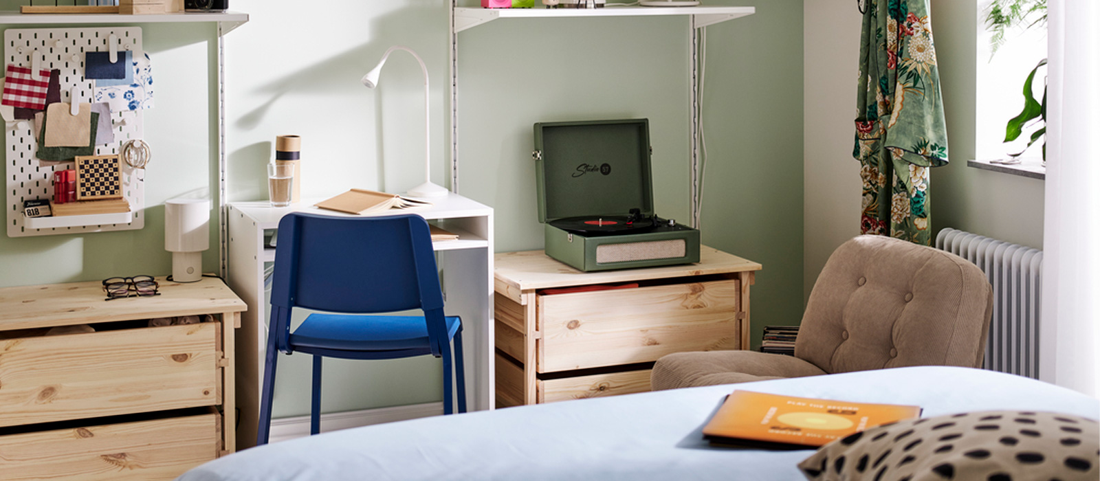 IKEA-kompakt bir yatak odasi 1