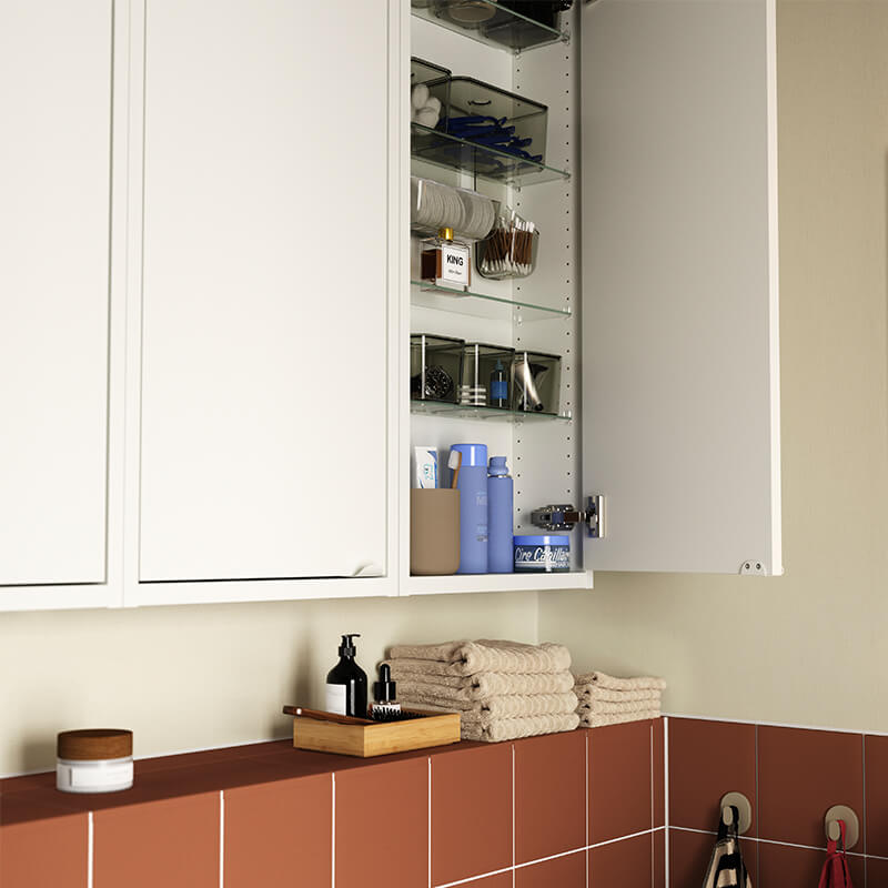 IKEA-tek kisilik yasam icin tasarlanmis kompakt bir banyo 06