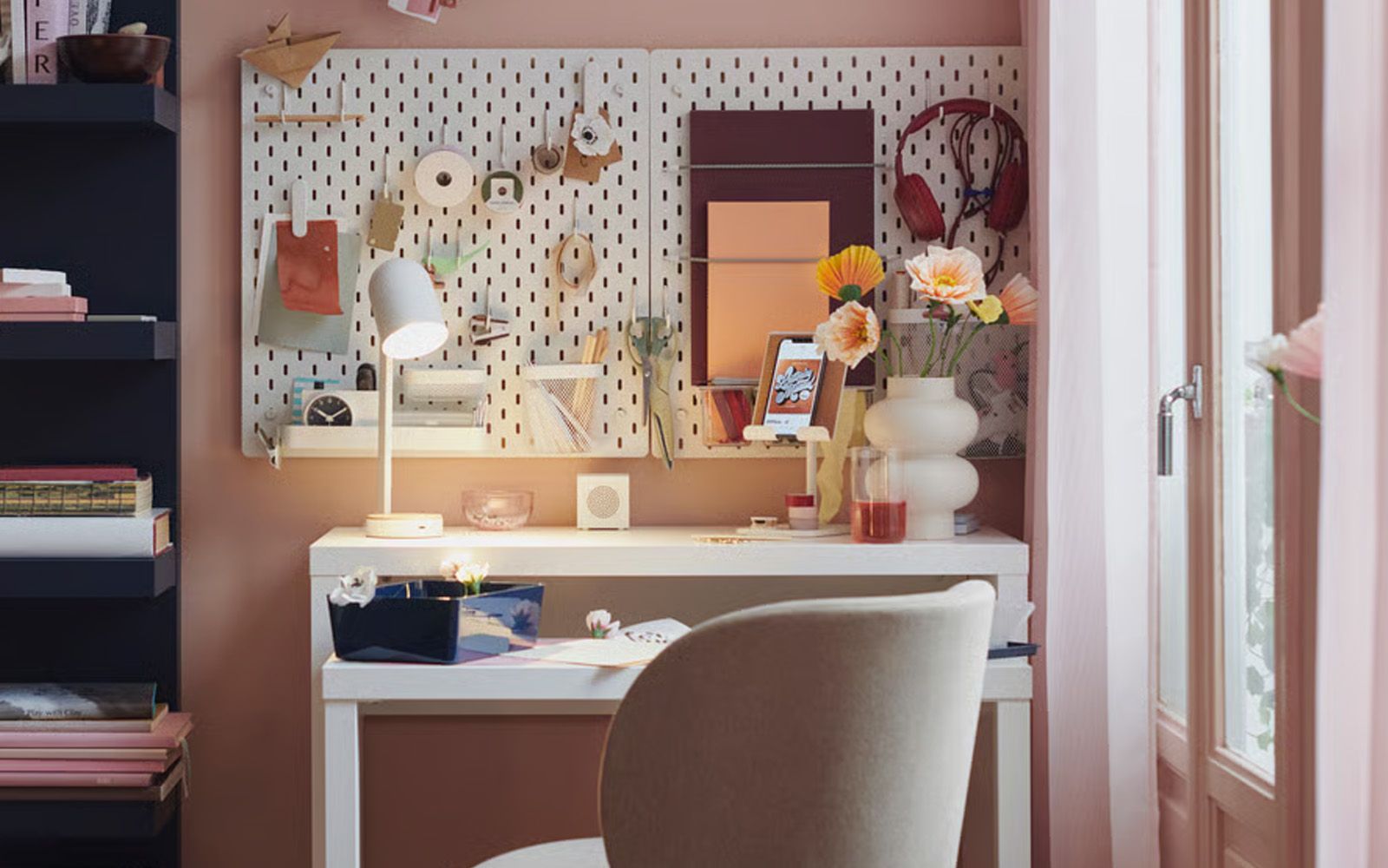 IKEA-yaratici hobiler icin alan sunan kucuk bir yasam alani 01
