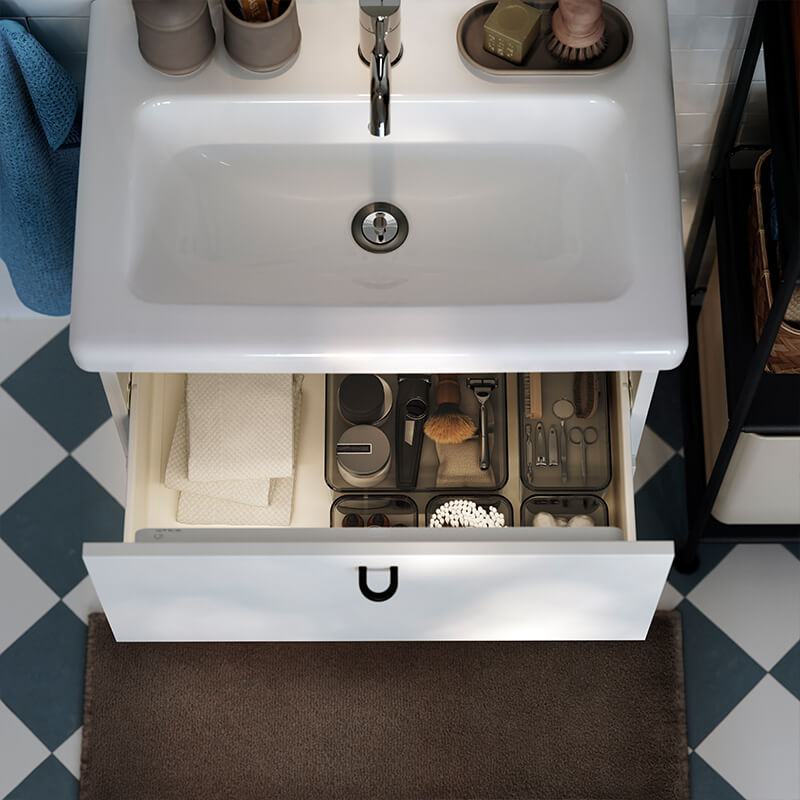 IKEA-zamansiz duzenlemesi kolay bir banyo 03