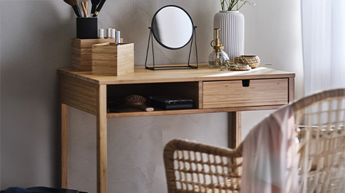 IKEA Makyaj Masaları