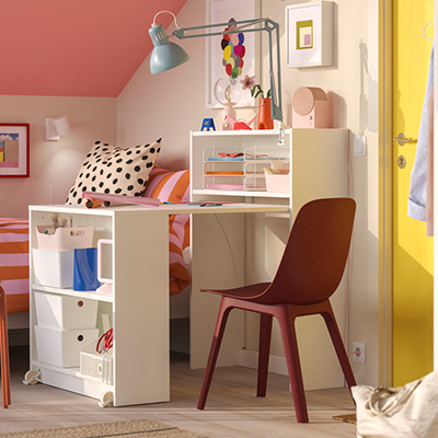 IKEA-billy beyaz calisma masali kitaplik