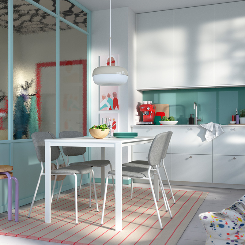 IKEA-vihals beyaz 4 sandalyeli mutfak masasi takimi