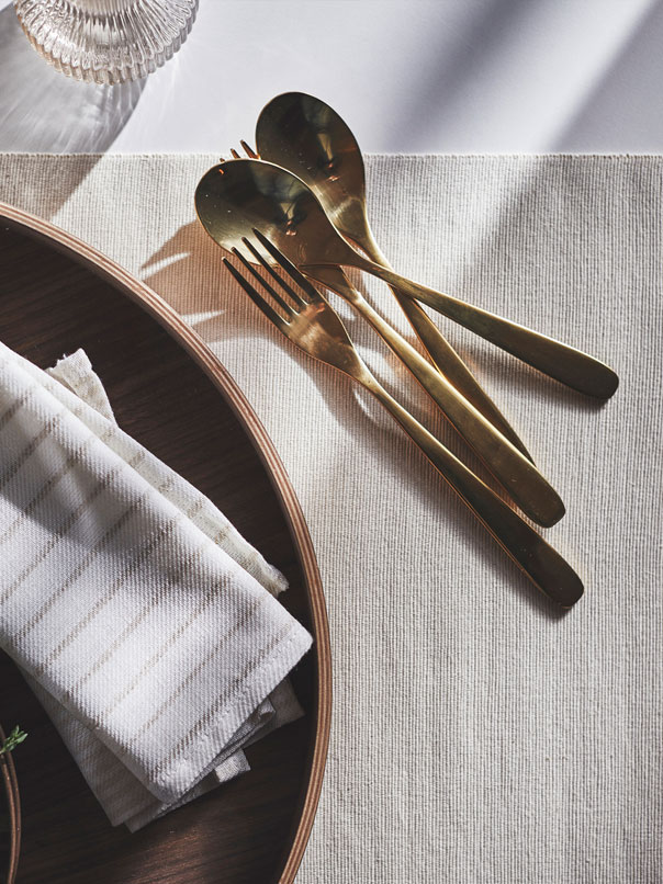 IKEA-ikea catal bicak ve kasiklar