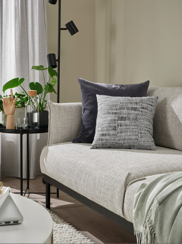 IKEA-kirlent ve minderler