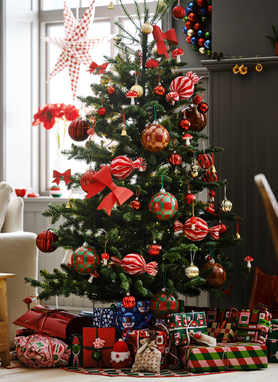 IKEA-vinterfint kirmizi yesil agac susu 2