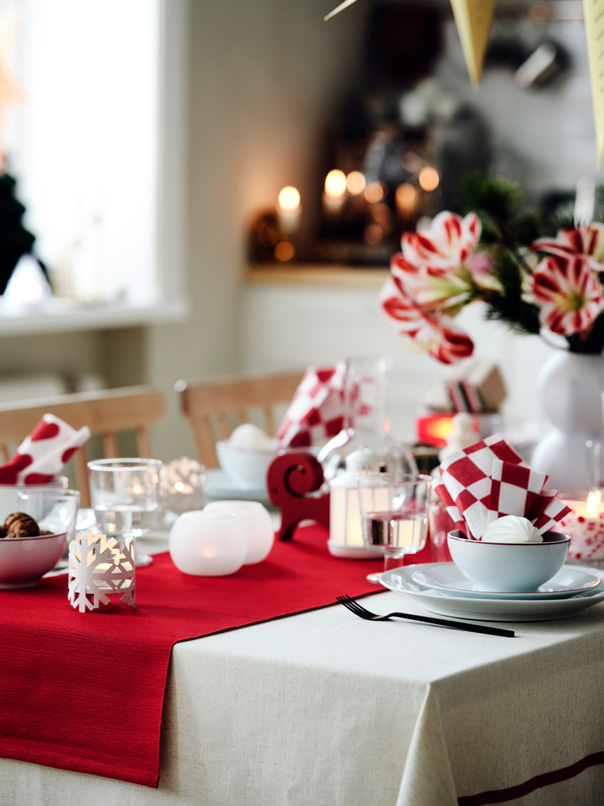 IKEA-yilbasi suslemeleri