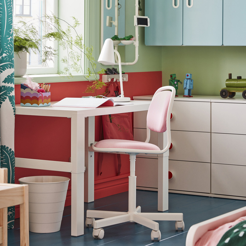 IKEA-orfjall beyaz vissle pembe cocuk calisma sandalyesi
