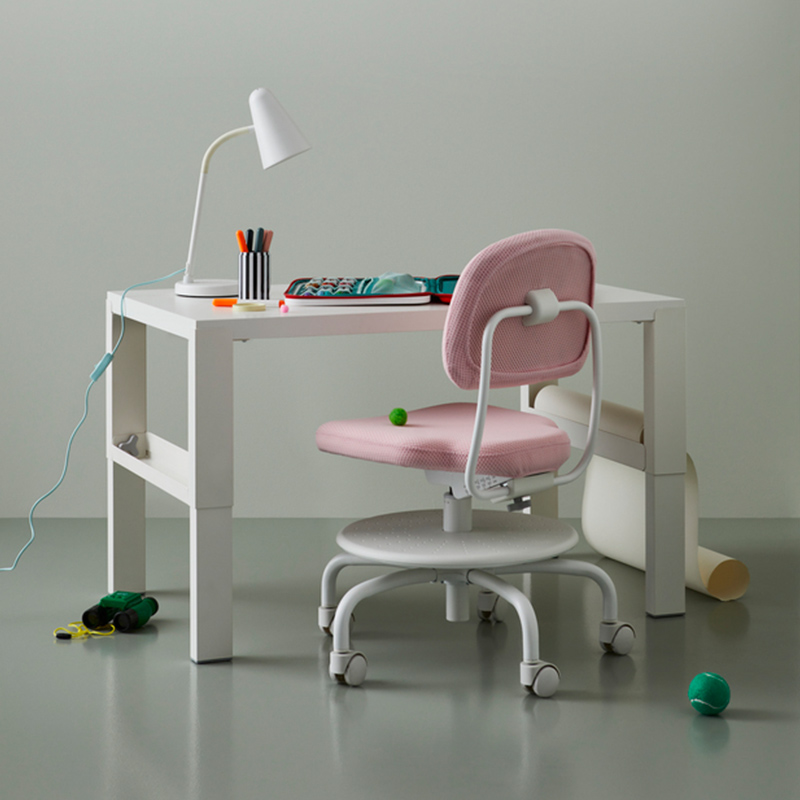 IKEA-vimund acik pembe cocuk calisma sandalyesi