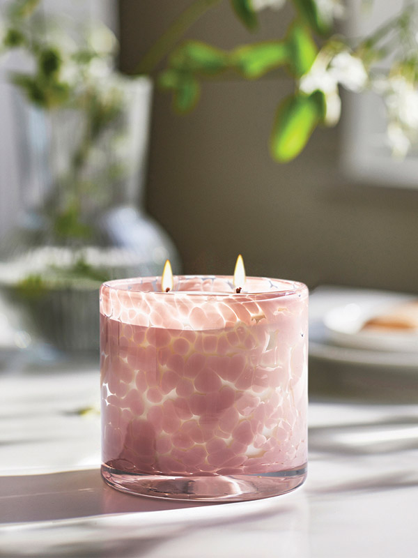 IKEA-lugnare acik pembe kokulu mum