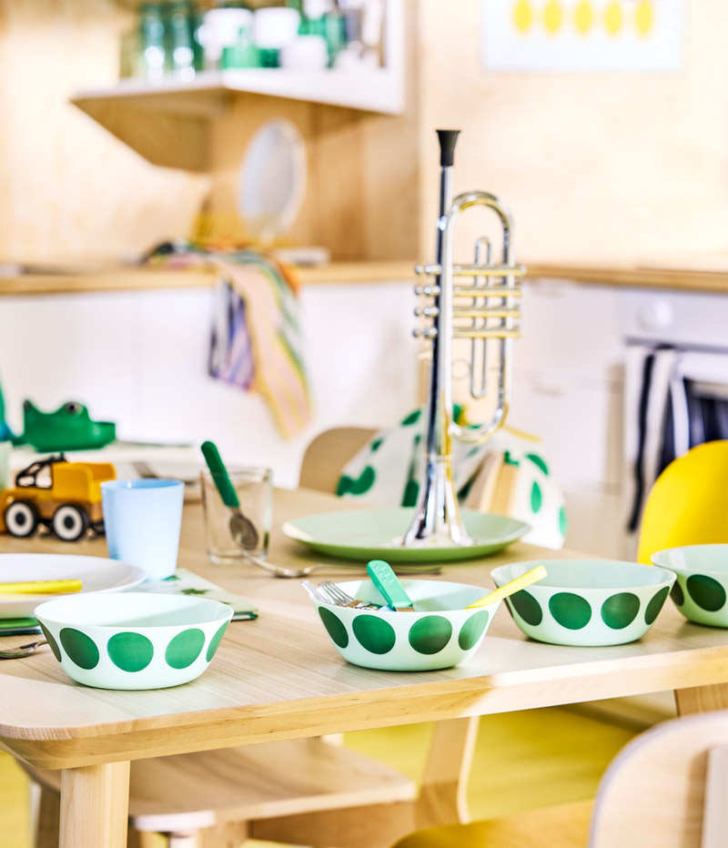 IKEA-oftast acik yesil nokta deseni cam kase