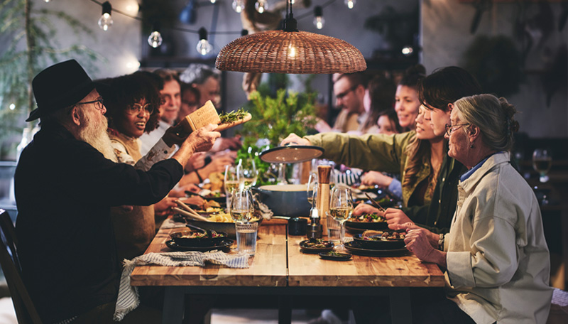 IKEA-skogsta akasya yemek masasi