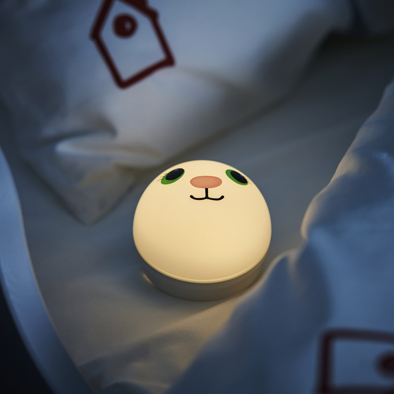 IKEA-kornsno masa lambasi