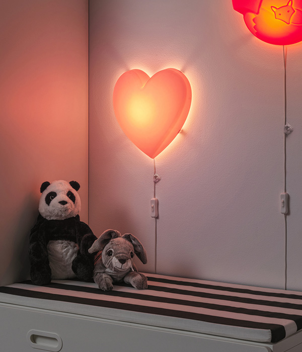 IKEA-upplyst cocuk duvar lambasi