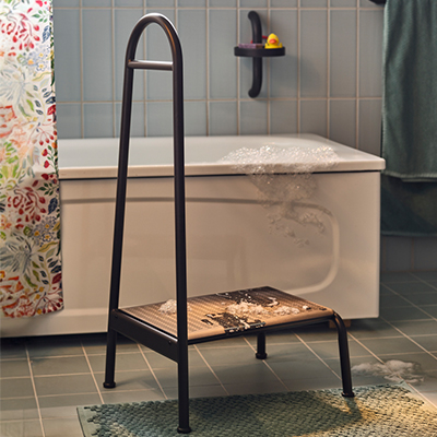 IKEA-basingen tirabzanli basamakli tabure