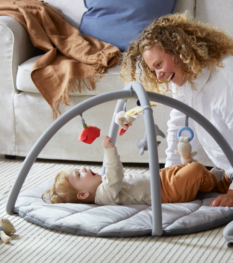 IKEA-gulligast bebek jimnastigi 1