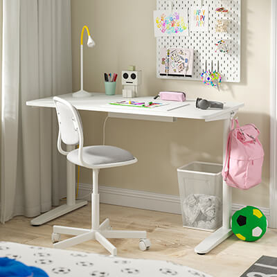 IKEA-relatera beyaz 117x60 cm cocuk calisma masasi 01