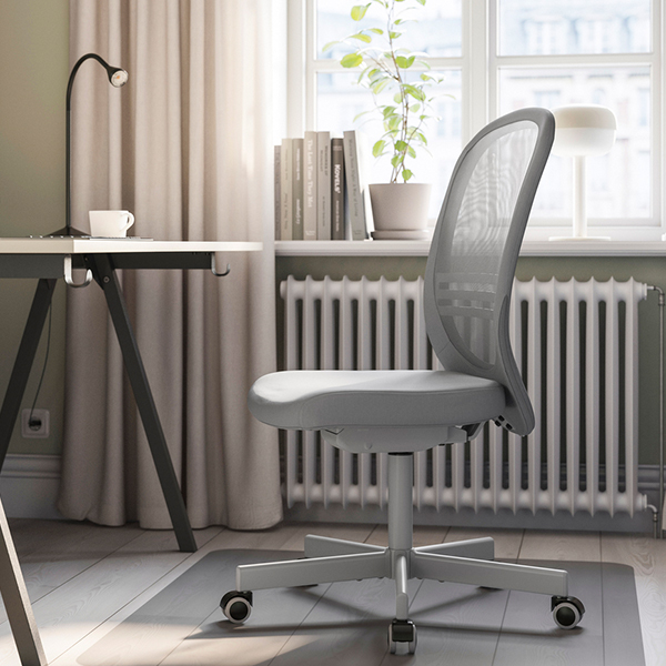 IKEA-flintan calisma sandalyesi