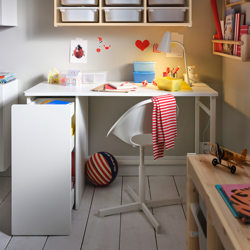 IKEA-larande cocuk calisma masasi