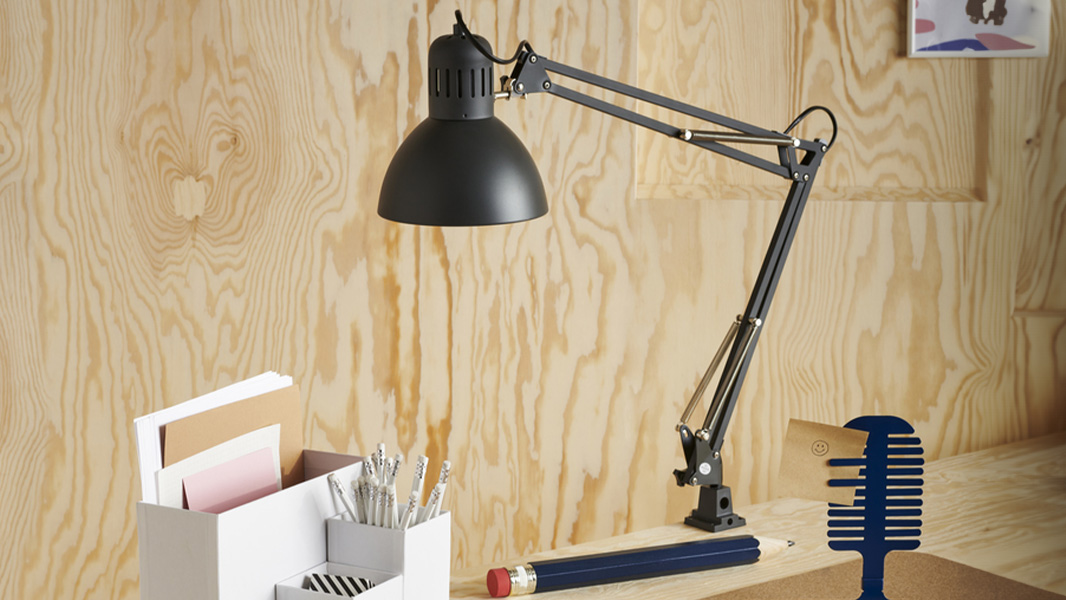 IKEA-tertial calisma lambasi
