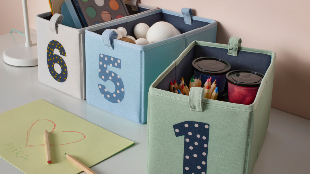 IKEA-barndrom kutu seti