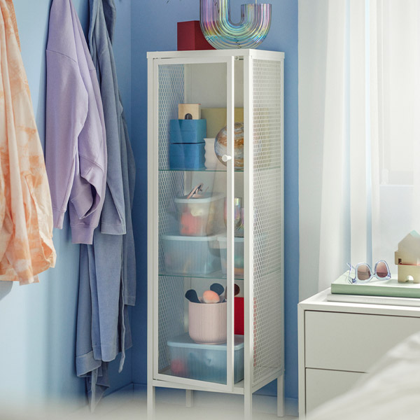 IKEA-baggebo vitrin