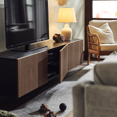 IKEA-besta tv sehpasi