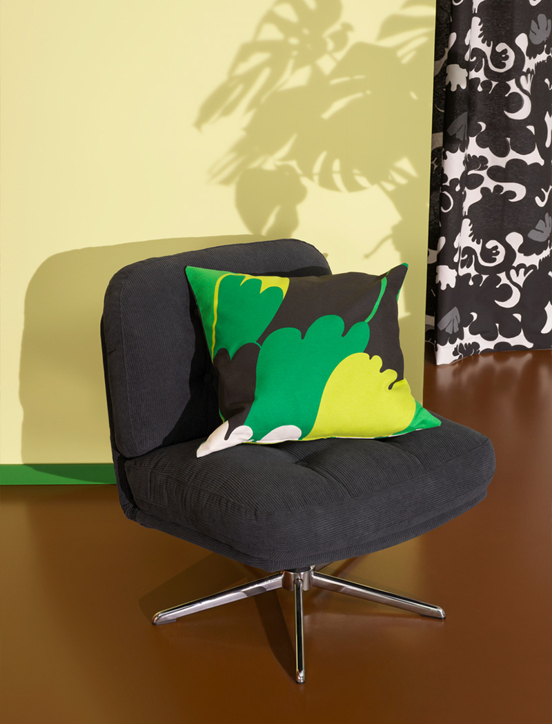 IKEA-dyvlinge siyah doner berjer