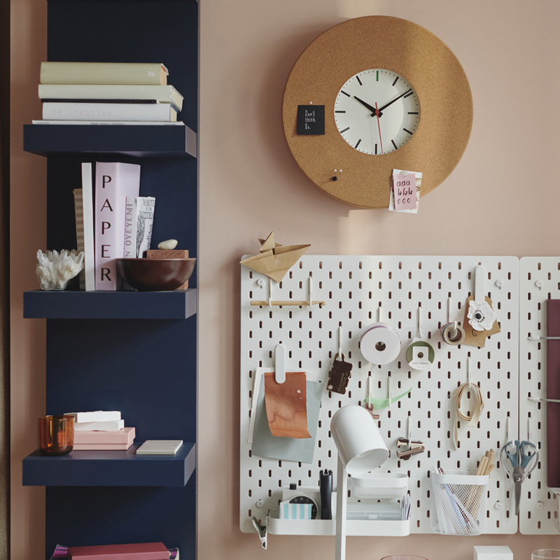 IKEA-svartgok duvar saati