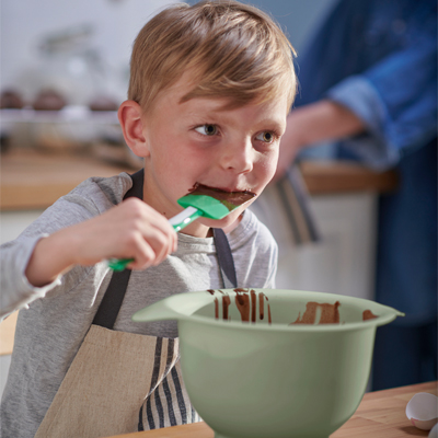IKEA-gubbrora yesil beyaz spatula