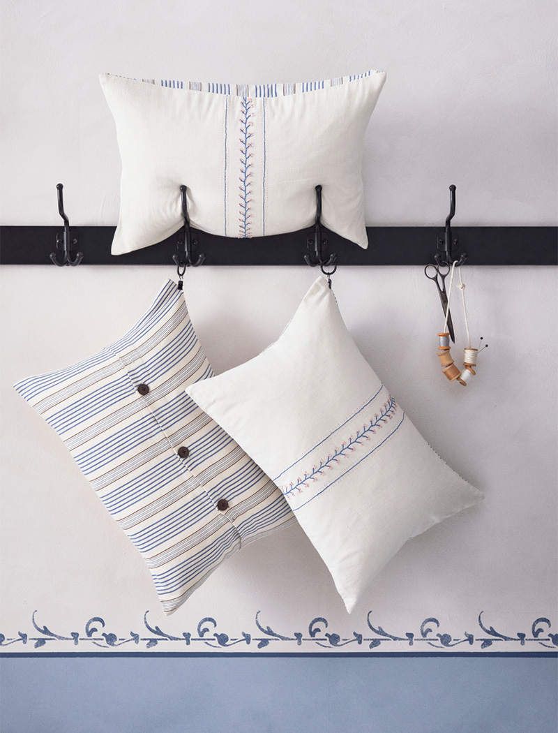 IKEA-akernejlika kirik beyaz kirlent kilifi