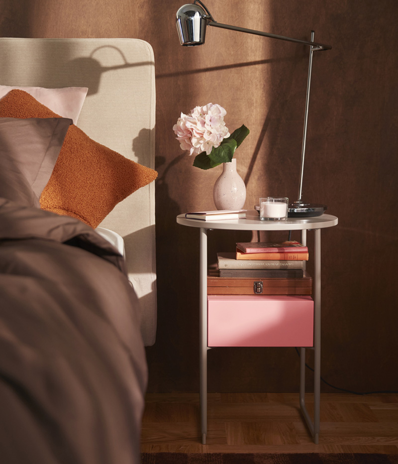 IKEA-blankhallan komodin 1