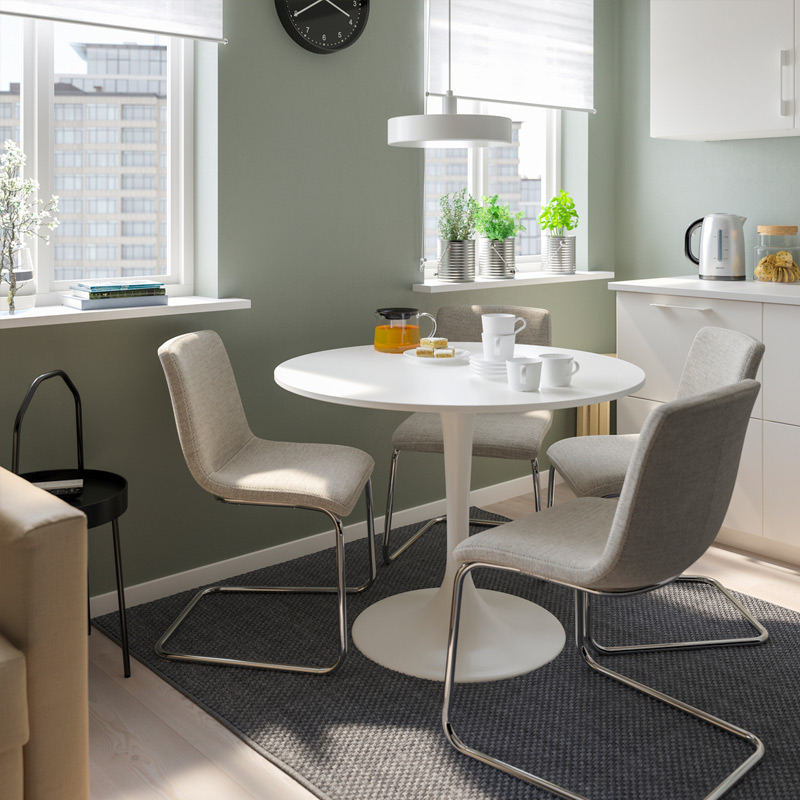 IKEA-docksta lustebo 4 sandalyeli mutfak masasi takimi