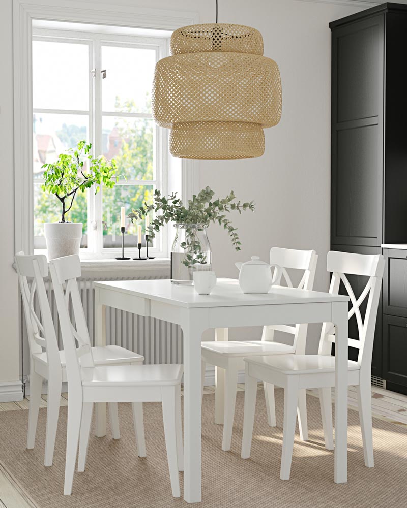 IKEA-ekedalen ingolf beyaz 4 sandalyeli mutfak masasi takimi