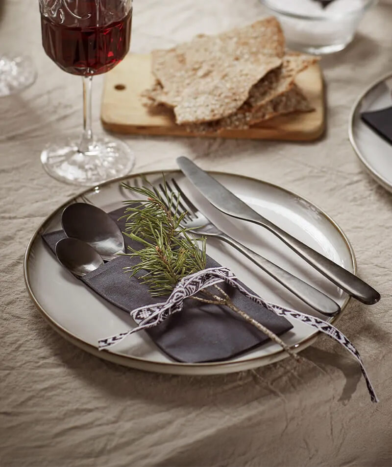 IKEA-mottaga siyah pecete 2