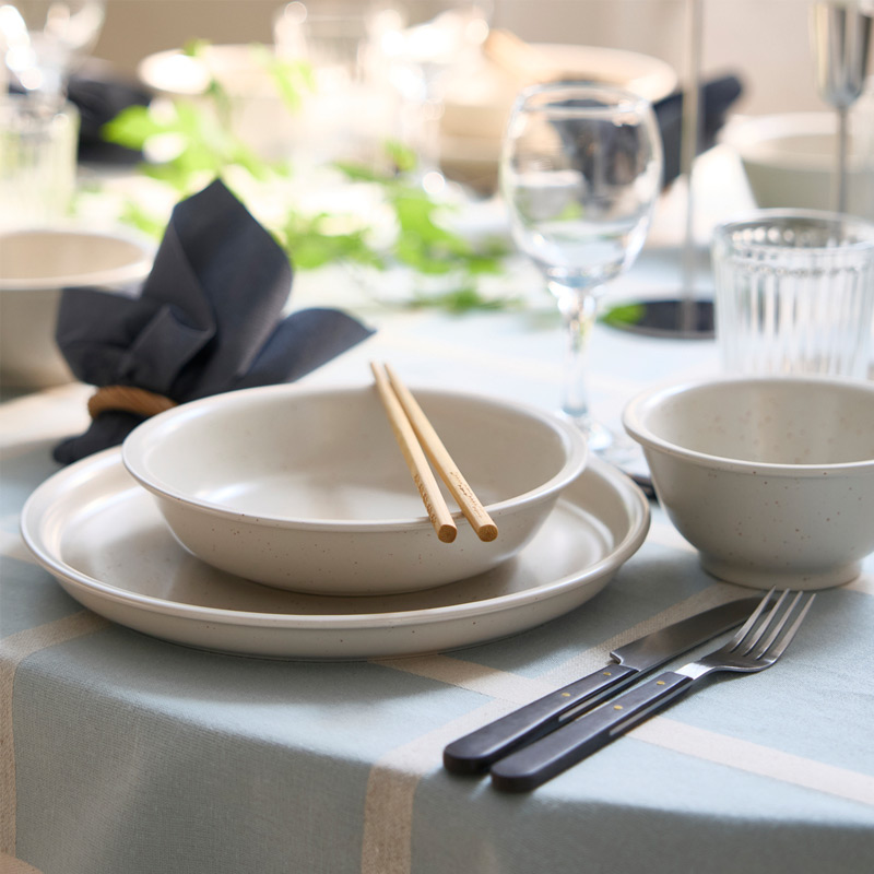 IKEA-daggaster noktali acik bej cukur tabak