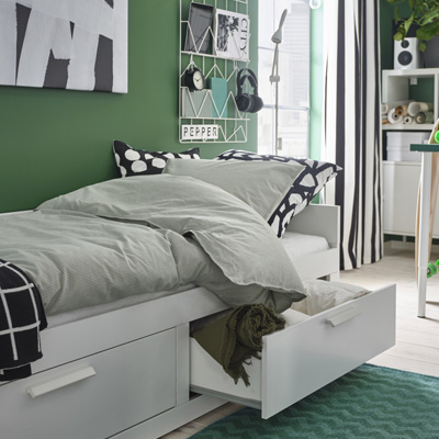 IKEA-brimnes divan