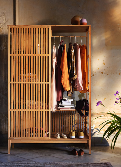 IKEA-nordkisa acik gardirop