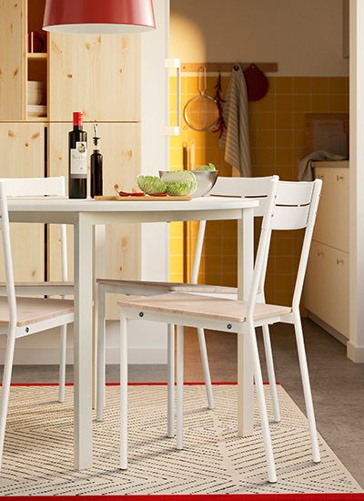 IKEA-buslatt beyaz cam sandalye 01